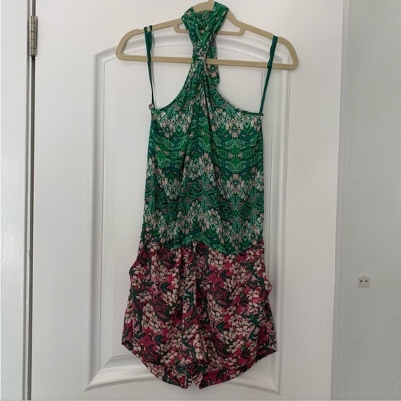 BCBGmaxazria Casli Halter
Romper in Berrycomb. Women's Medium - Picture 4 of 6